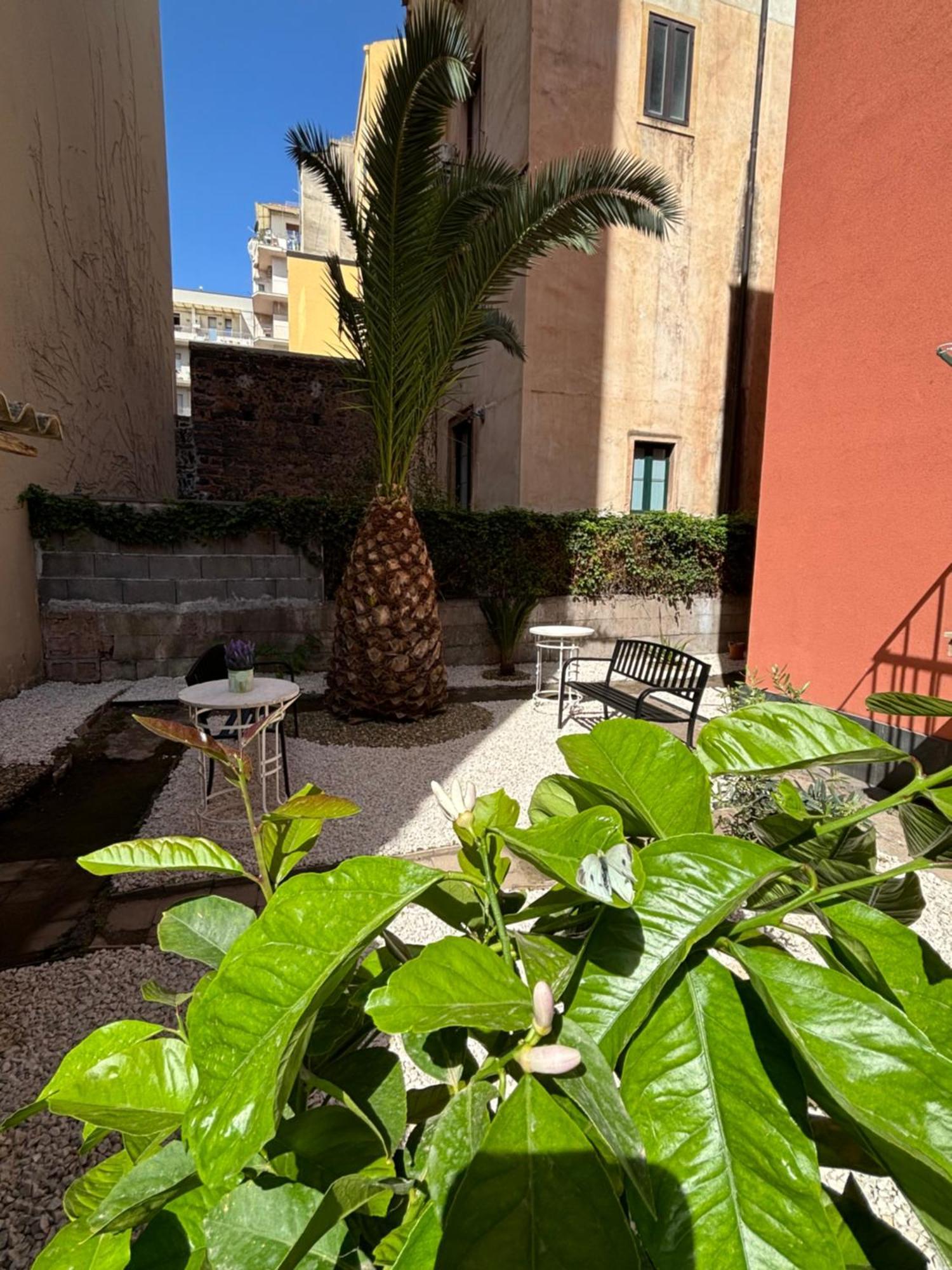 Il Giardino Casa Vacanze Catânia Exterior foto